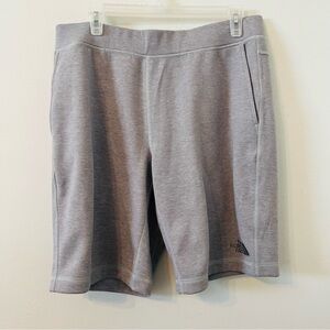 The North Face Slacker Outdoor Men’s Shorts Size M